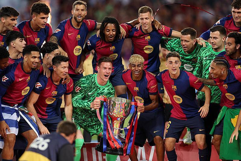 一支足球队 一支足球队