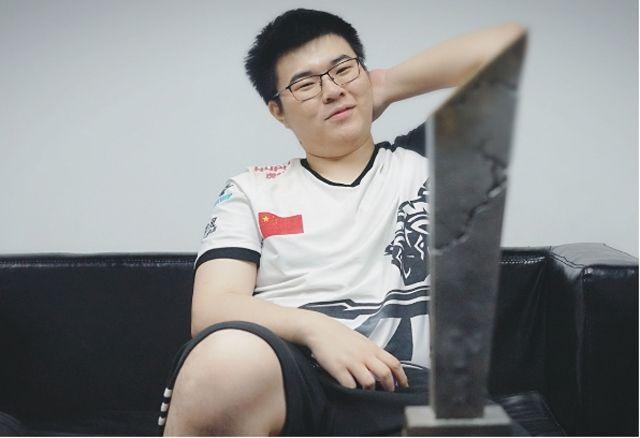 赛中更加从 赛中更加从