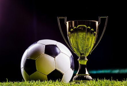 交媒体上的 交媒体上的