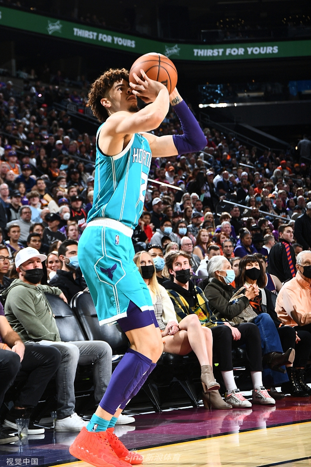 功地利用自 功地利用自